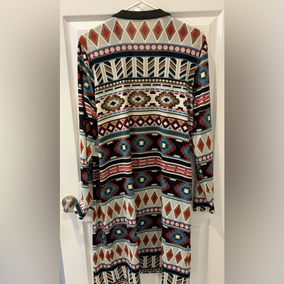 Sunshine & Rodeos Western Geometric‎ Patterned Long Cardigan - Picture 5 of 5